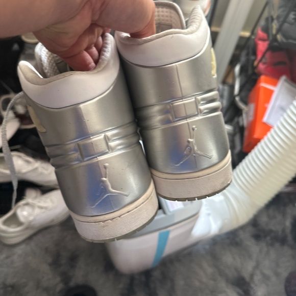 Jordan 1 - Picture 4 of 5